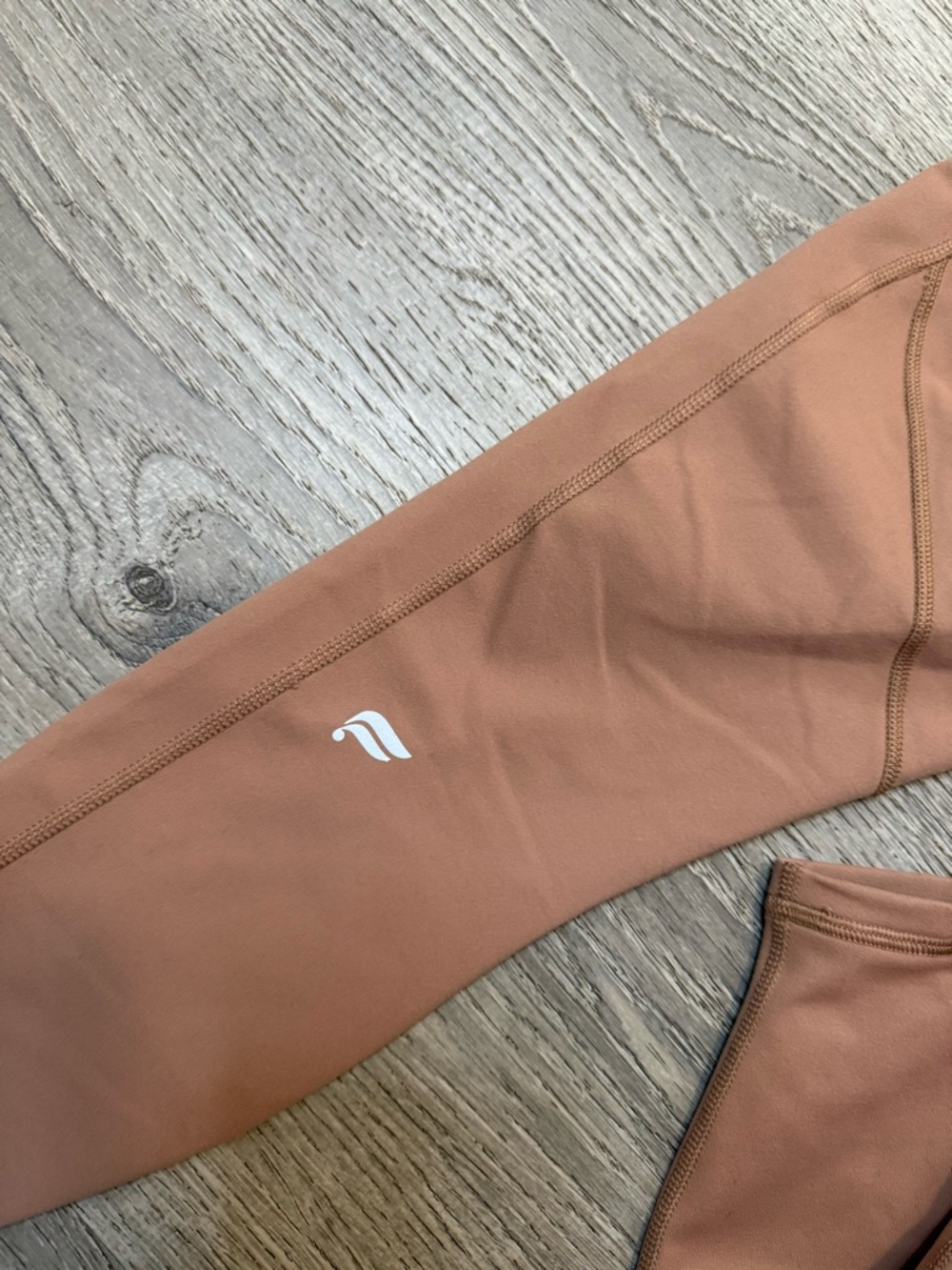 •FABLETICS• POWERHOLD LEGGINGS - Picture 8 of 8